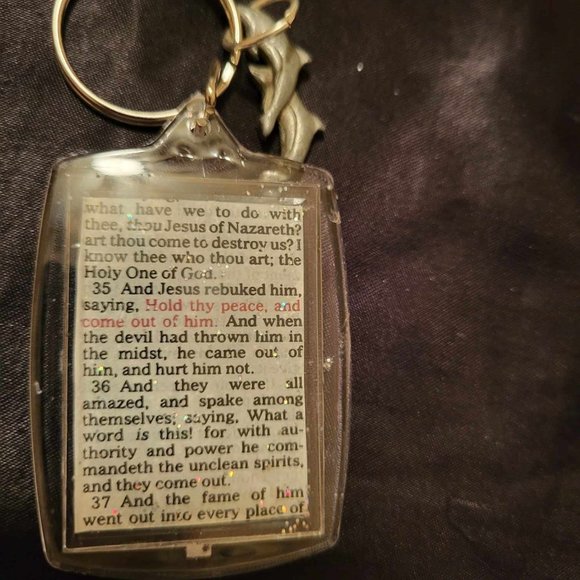 Bible Scripture Keychain with Metal Dolphin Pendant - Picture 3 of 3